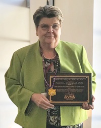 Norette award small